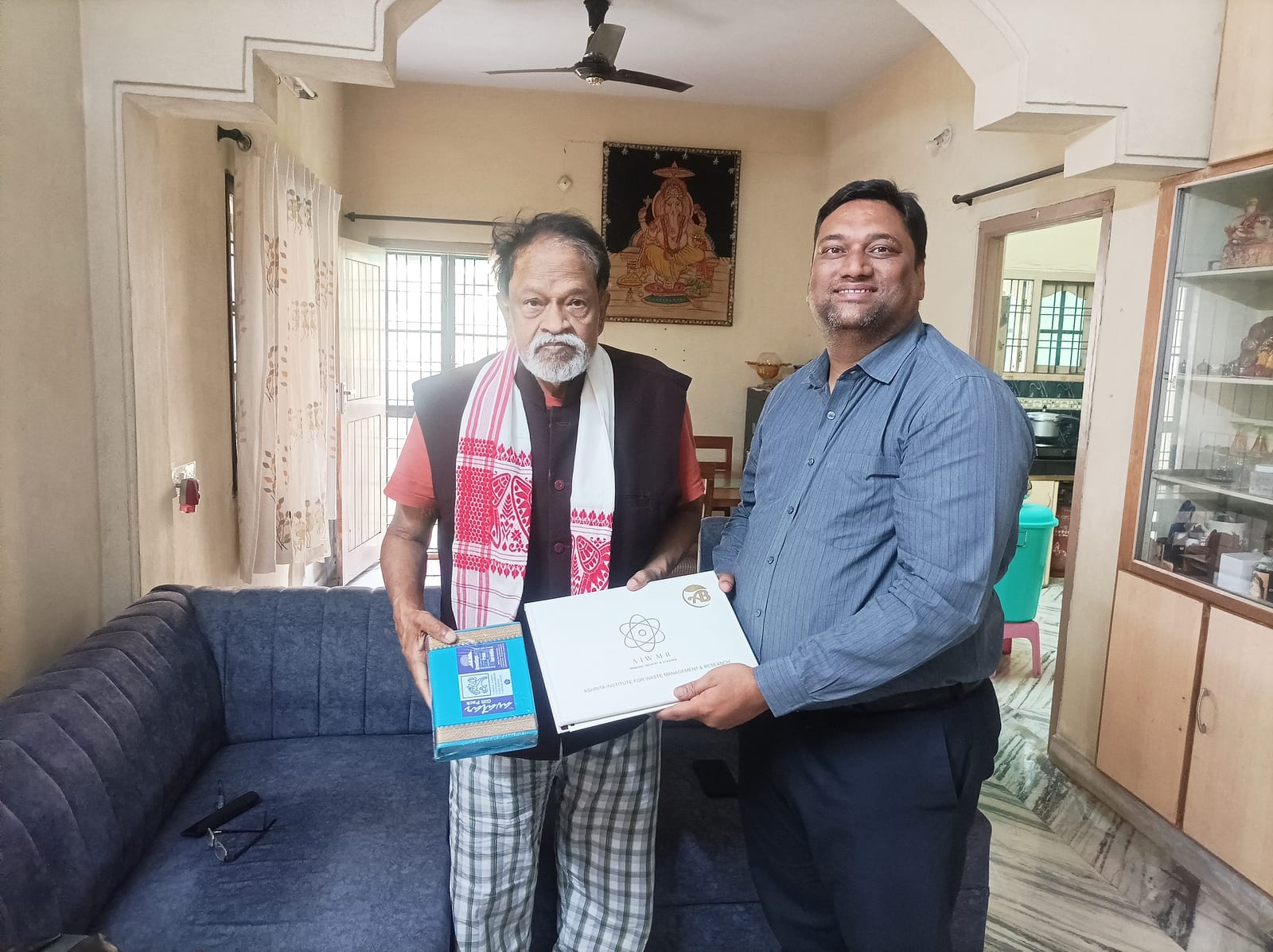 Agreement handover at an AIWMR partner institution
